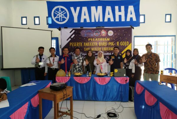 MELALUI KEGIATAN PIK-R GOLD SMK NEGERI LABUANG PERANGI NARKOBA