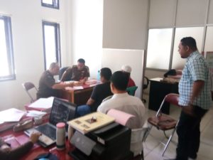 Penyidik BNNK Polman Limpahkan dua Tersangka narkoba ke Kejari Polman