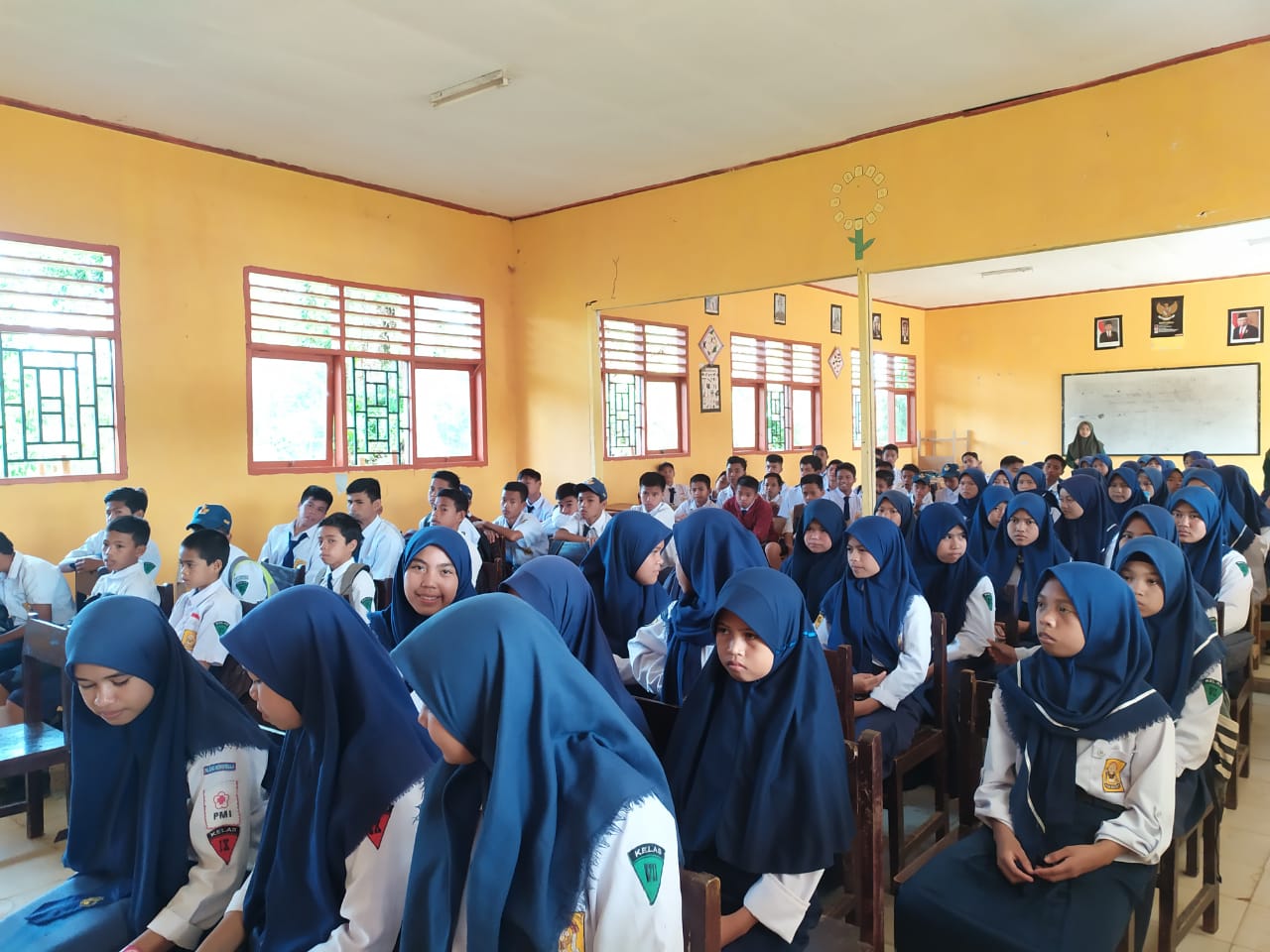 Sosialisasi P4GN, Kepala BNNK Polman Apresiasi Mahasiswa KKN IAI DDI Polman