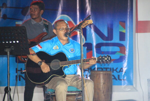 Peringatan Hari Anti Narkotika Internasional HANI 2019 BNN Kabupaten Polewali Mandar Menggelar Pergelaran Seni