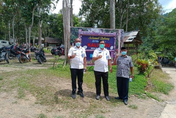Kepala BNNP Sulbar Kunjungi Desa Battetangnga Kepala BNNP Sulbar Kunjungi Desa Battetangnga