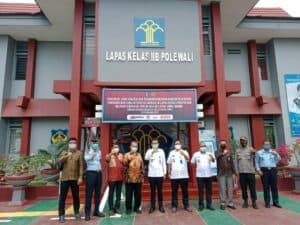 Kepala BNNP Sulbar Sampaikan War On Drugs di Lapas Polewali Kepala BNNP Sulbar Sampaikan War On Drugs di Lapas Polewali