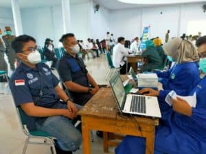 Personil BNNK Polman Terima Vaksinasi Tahap II Dosis Ke Dua Personil BNNK Polman Terima Vaksinasi Tahap II Dosis Ke Dua