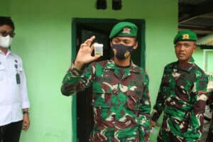 Sosialisasi danTes Urine pada Anggota TNI-AD YONIF 721/MKS