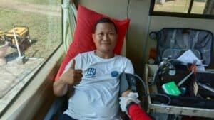 Dalam Rangka Menyongsong HUT BNN RI ke-20 Tahun, BNNK Polewali Mandar Laksanakan Giat Senam Sehat Bersama, Donor Darah, Penanaman Pohon, dan Penyerahan Gerobak Kopi dan Baca Bagi Klien Pasca Rehab/Mantan Pecandu Narkoba