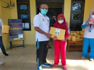Dalam Rangka Menyongsong HUT BNN RI ke-20 Tahun, BNNK Polewali Mandar Laksanakan Giat Senam Sehat Bersama, Donor Darah, Penanaman Pohon, dan Penyerahan Gerobak Kopi dan Baca Bagi Klien Pasca Rehab/Mantan Pecandu Narkoba