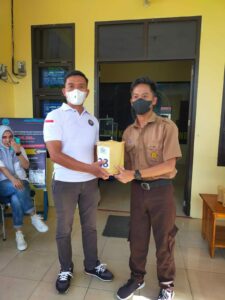 Dalam Rangka Menyongsong HUT BNN RI ke-20 Tahun, BNNK Polewali Mandar Laksanakan Giat Senam Sehat Bersama, Donor Darah, Penanaman Pohon, dan Penyerahan Gerobak Kopi dan Baca Bagi Klien Pasca Rehab/Mantan Pecandu Narkoba