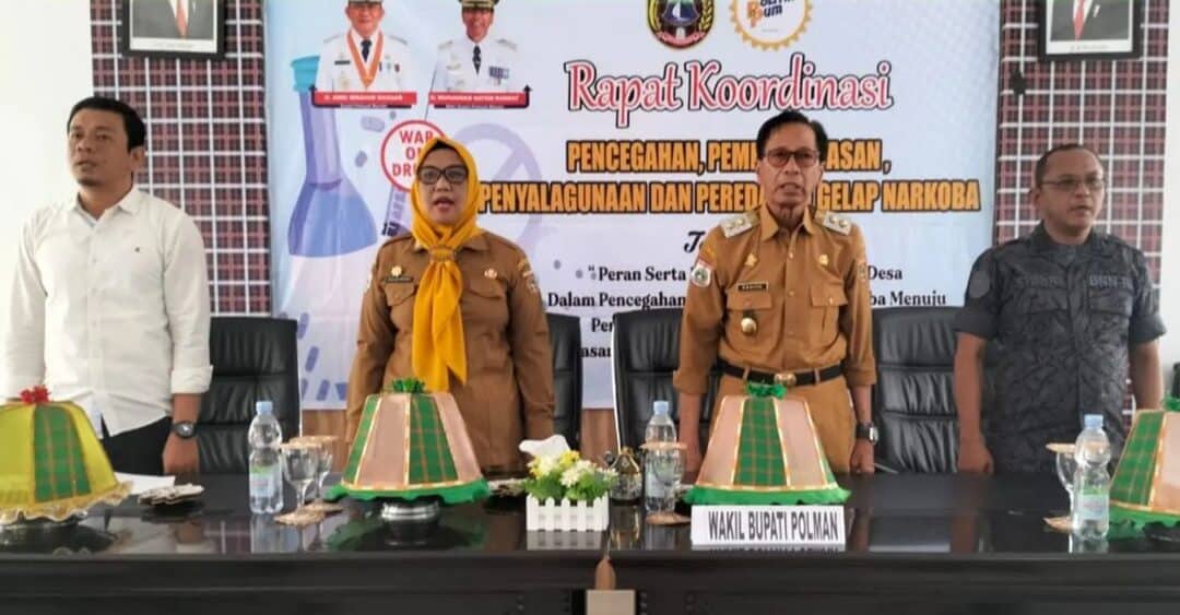 Kepala BNNK Polman memberikan materi pada giat Rapat Koordinasi Pencegahan, Pemberantasan, Penyalahgunaan Dan Peredaran Gelap Narkotika (P4GN) Kepala BNNK Polman memberikan materi pada giat Rapat Koordinasi Pencegahan, Pemberantasan, Penyalahgunaan Dan Peredaran Gelap Narkotika (P4GN)