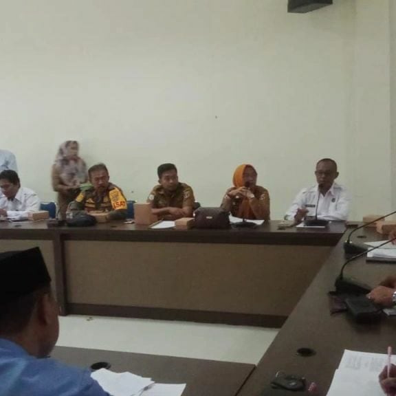 Kepala BNNK Polman Hadiri Rapat Kerja Pansus II DPRD Kabupaten Polman Kepala BNNK Polman Hadiri Rapat Kerja Pansus II DPRD Kabupaten Polman