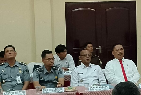 Kepala BNNK Polman Bawakan Materi Restoratif Justice Pada Kegiatan Rapat Kordinasi dan sosialisasi Surat Keputusan Bersama tentang Implementasi Alternatif Pemindanaan dan Keadilan Restoratif Bagi Pelaku Dewasa